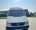 Желтый Мерседес Sprinter, объемом двигателя 2.9 л и пробегом 300 тыс. км за 3800 $, фото 1 на Automoto.ua