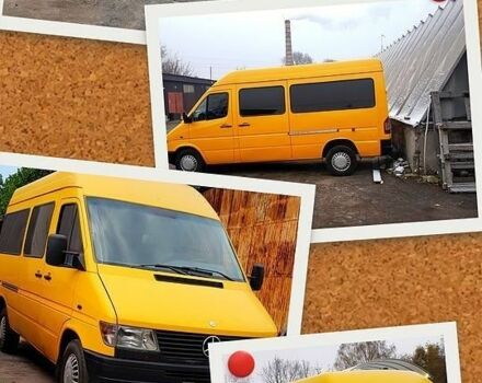 Желтый Мерседес Sprinter, объемом двигателя 2.3 л и пробегом 460 тыс. км за 6500 $, фото 1 на Automoto.ua