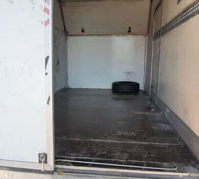 Жовтий Мерседес Sprinter, об'ємом двигуна 2.15 л та пробігом 303 тис. км за 12050 $, фото 42 на Automoto.ua