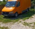 Желтый Мерседес Sprinter, объемом двигателя 2.15 л и пробегом 500 тыс. км за 8100 $, фото 1 на Automoto.ua