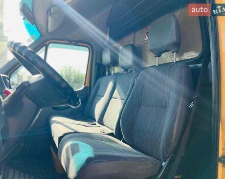 Жовтий Мерседес Sprinter, об'ємом двигуна 2.2 л та пробігом 400 тис. км за 6800 $, фото 12 на Automoto.ua