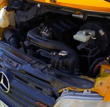 Жовтий Мерседес Sprinter, об'ємом двигуна 2.15 л та пробігом 500 тис. км за 7000 $, фото 11 на Automoto.ua