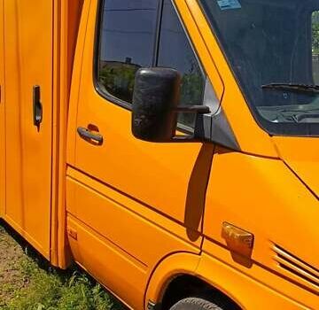 Жовтий Мерседес Sprinter, об'ємом двигуна 2.15 л та пробігом 500 тис. км за 7000 $, фото 1 на Automoto.ua