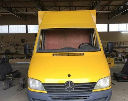 Жовтий Мерседес Sprinter, об'ємом двигуна 2.15 л та пробігом 303 тис. км за 12050 $, фото 24 на Automoto.ua