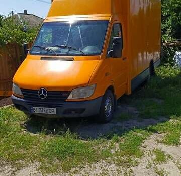 Жовтий Мерседес Sprinter, об'ємом двигуна 2.15 л та пробігом 500 тис. км за 7000 $, фото 5 на Automoto.ua