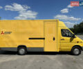 Желтый Мерседес Sprinter, объемом двигателя 2.2 л и пробегом 227 тыс. км за 9500 $, фото 3 на Automoto.ua