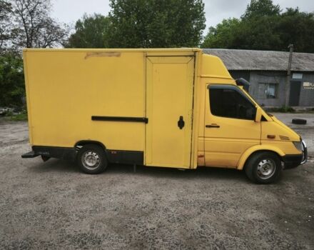 Жовтий Мерседес Sprinter, об'ємом двигуна 2.2 л та пробігом 615 тис. км за 6500 $, фото 3 на Automoto.ua
