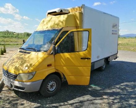 Жовтий Мерседес Sprinter, об'ємом двигуна 2.2 л та пробігом 190 тис. км за 5500 $, фото 4 на Automoto.ua