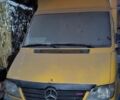 Желтый Мерседес Sprinter, объемом двигателя 2.1 л и пробегом 430 тыс. км за 4289 $, фото 1 на Automoto.ua