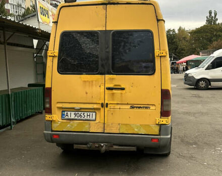 Желтый Мерседес Sprinter, объемом двигателя 2.19 л и пробегом 712 тыс. км за 7200 $, фото 3 на Automoto.ua