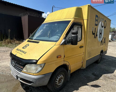 Жовтий Мерседес Sprinter, об'ємом двигуна 2.15 л та пробігом 350 тис. км за 5000 $, фото 2 на Automoto.ua