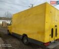 Желтый Мерседес Sprinter, объемом двигателя 2.15 л и пробегом 380 тыс. км за 5900 $, фото 3 на Automoto.ua