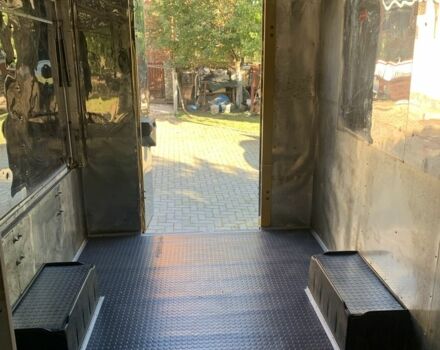 Жовтий Мерседес Sprinter, об'ємом двигуна 2.1 л та пробігом 1 тис. км за 13700 $, фото 6 на Automoto.ua