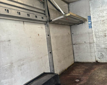 Желтый Мерседес Sprinter, объемом двигателя 2.15 л и пробегом 507 тыс. км за 3999 $, фото 17 на Automoto.ua