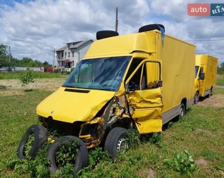 Желтый Мерседес Sprinter, объемом двигателя 2.15 л и пробегом 100 тыс. км за 1800 $, фото 1 на Automoto.ua