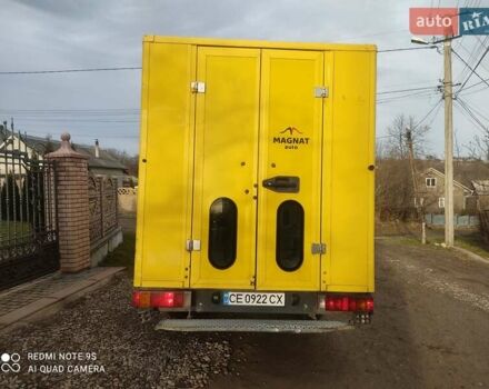 Желтый Мерседес Sprinter, объемом двигателя 2.15 л и пробегом 380 тыс. км за 5900 $, фото 2 на Automoto.ua