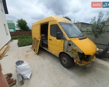 Желтый Мерседес Sprinter, объемом двигателя 2.15 л и пробегом 600 тыс. км за 4200 $, фото 7 на Automoto.ua