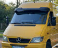 Желтый Мерседес Sprinter, объемом двигателя 2.2 л и пробегом 399 тыс. км за 7800 $, фото 1 на Automoto.ua