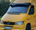 Желтый Мерседес Sprinter, объемом двигателя 2.2 л и пробегом 399 тыс. км за 7800 $, фото 3 на Automoto.ua