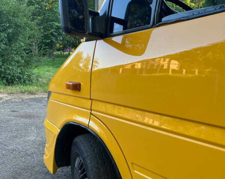 Желтый Мерседес Sprinter, объемом двигателя 2.2 л и пробегом 399 тыс. км за 7800 $, фото 12 на Automoto.ua