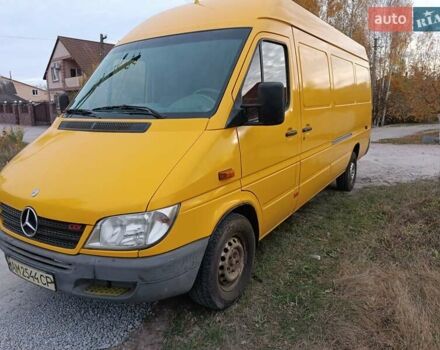 Жовтий Мерседес Sprinter, об'ємом двигуна 2.15 л та пробігом 435 тис. км за 9400 $, фото 4 на Automoto.ua
