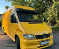 Желтый Мерседес Sprinter, объемом двигателя 2.2 л и пробегом 399 тыс. км за 7800 $, фото 1 на Automoto.ua