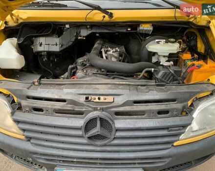 Жовтий Мерседес Sprinter, об'ємом двигуна 2.1 л та пробігом 150 тис. км за 8500 $, фото 9 на Automoto.ua