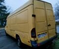 Желтый Мерседес Sprinter, объемом двигателя 2.1 л и пробегом 100 тыс. км за 8800 $, фото 5 на Automoto.ua