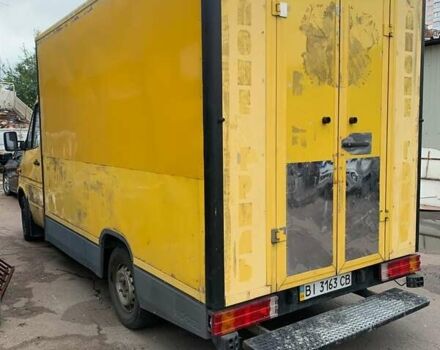 Жовтий Мерседес Sprinter, об'ємом двигуна 2.1 л та пробігом 150 тис. км за 8500 $, фото 7 на Automoto.ua