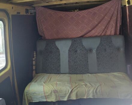 Желтый Мерседес Sprinter, объемом двигателя 2.1 л и пробегом 849 тыс. км за 3805 $, фото 5 на Automoto.ua