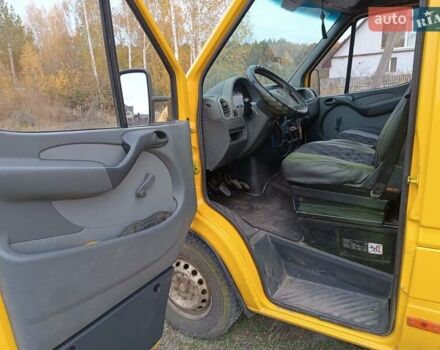 Жовтий Мерседес Sprinter, об'ємом двигуна 2.15 л та пробігом 435 тис. км за 9400 $, фото 7 на Automoto.ua