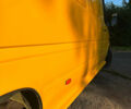 Желтый Мерседес Sprinter, объемом двигателя 2.2 л и пробегом 399 тыс. км за 7800 $, фото 8 на Automoto.ua