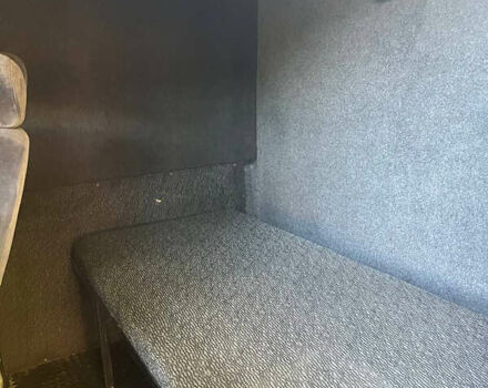 Желтый Мерседес Sprinter, объемом двигателя 2.2 л и пробегом 399 тыс. км за 7800 $, фото 14 на Automoto.ua