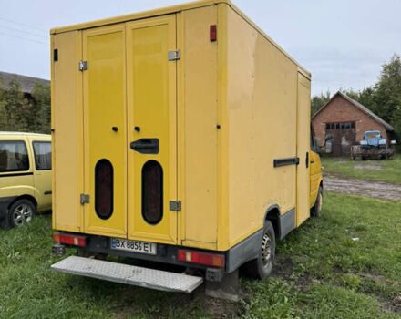 Желтый Мерседес Sprinter, объемом двигателя 2.15 л и пробегом 542 тыс. км за 9850 $, фото 12 на Automoto.ua