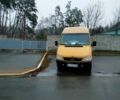 Желтый Мерседес Sprinter, объемом двигателя 2.1 л и пробегом 100 тыс. км за 8800 $, фото 1 на Automoto.ua