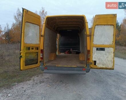 Желтый Мерседес Sprinter, объемом двигателя 2.15 л и пробегом 406 тыс. км за 9800 $, фото 14 на Automoto.ua