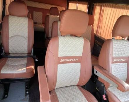 Желтый Мерседес Sprinter, объемом двигателя 2.15 л и пробегом 450 тыс. км за 14000 $, фото 14 на Automoto.ua