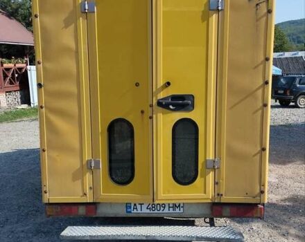 Желтый Мерседес Sprinter, объемом двигателя 2.15 л и пробегом 450 тыс. км за 4500 $, фото 6 на Automoto.ua