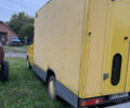 Желтый Мерседес Sprinter, объемом двигателя 2.15 л и пробегом 542 тыс. км за 9850 $, фото 3 на Automoto.ua