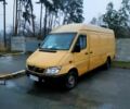 Желтый Мерседес Sprinter, объемом двигателя 2.1 л и пробегом 100 тыс. км за 8800 $, фото 2 на Automoto.ua