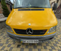 Желтый Мерседес Sprinter, объемом двигателя 0 л и пробегом 450 тыс. км за 7600 $, фото 2 на Automoto.ua