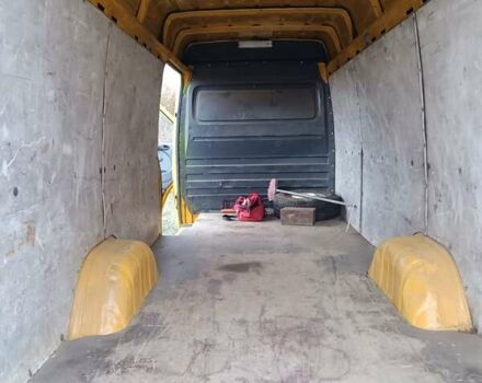 Желтый Мерседес Sprinter, объемом двигателя 2.15 л и пробегом 406 тыс. км за 9800 $, фото 15 на Automoto.ua