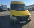 Желтый Мерседес Sprinter, объемом двигателя 2.15 л и пробегом 450 тыс. км за 14000 $, фото 1 на Automoto.ua