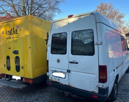 Желтый Мерседес Sprinter, объемом двигателя 0 л и пробегом 300 тыс. км за 3100 $, фото 1 на Automoto.ua