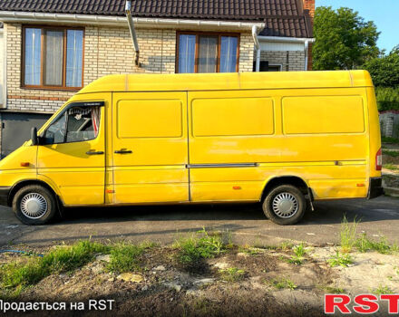Желтый Мерседес Sprinter, объемом двигателя 2.2 л и пробегом 297 тыс. км за 8450 $, фото 7 на Automoto.ua