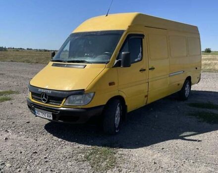 Желтый Мерседес Sprinter, объемом двигателя 2.15 л и пробегом 200 тыс. км за 8800 $, фото 5 на Automoto.ua