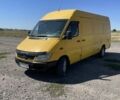 Желтый Мерседес Sprinter, объемом двигателя 2.15 л и пробегом 200 тыс. км за 8800 $, фото 5 на Automoto.ua
