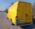 Желтый Мерседес Sprinter, объемом двигателя 2.15 л и пробегом 375 тыс. км за 6500 $, фото 4 на Automoto.ua