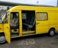 Жовтий Мерседес Sprinter, об'ємом двигуна 2.2 л та пробігом 238 тис. км за 15090 $, фото 16 на Automoto.ua