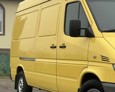 Желтый Мерседес Sprinter, объемом двигателя 2.7 л и пробегом 370 тыс. км за 10700 $, фото 18 на Automoto.ua